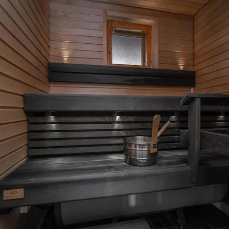 Ski-inn Aurinkorinne * Ruka