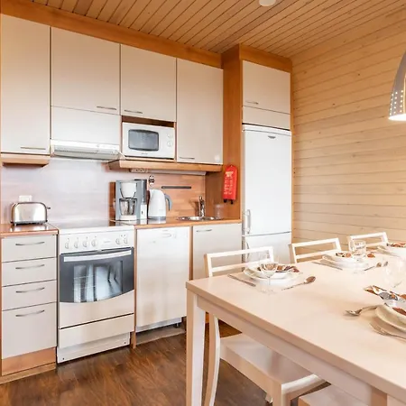 Ski-inn Aurinkorinne * Ruka